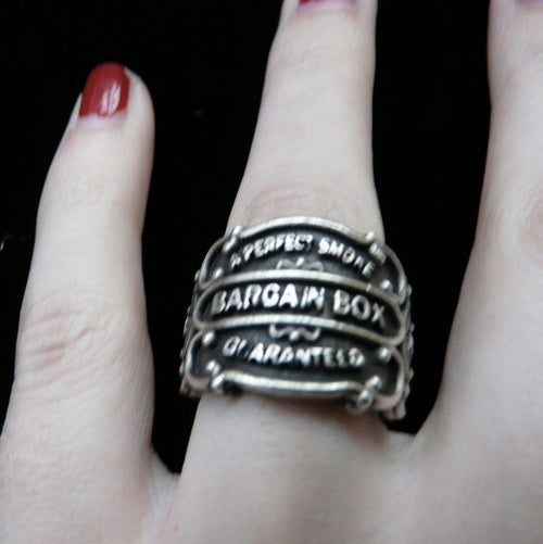 Vintage antique cuban cigar bands come to life as Sterling Silver Cigar Band Rings in 3D fashion statements. Shown here on talented musician/composer/recording artist, Paris Carney. O'Neill is her new musical project.And she just opened for Reeve Carney at his new "Truth" solo album record release.