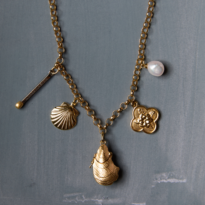 Cloud Pearl on Charm Necklace