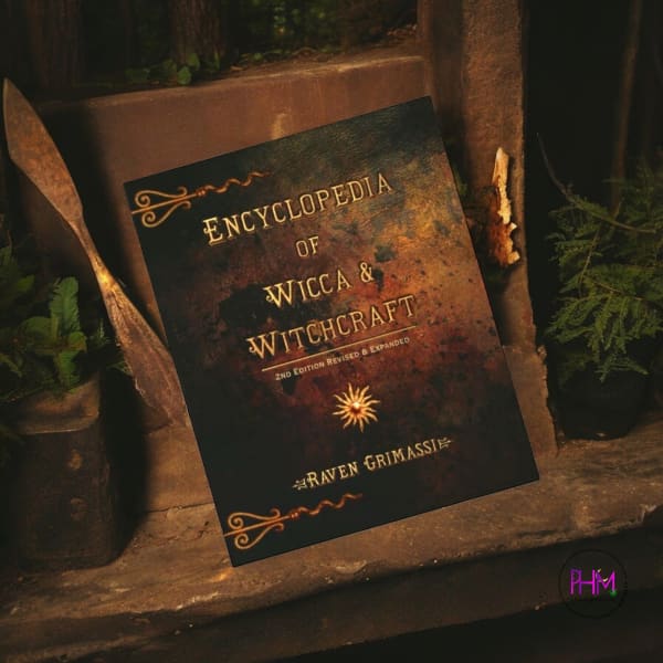 Encyclopedia of Wicca and Witchcraft 🌙 - Done