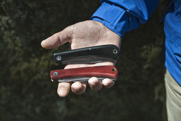 Farm & Field Tool Bull Buster Pocket Knife