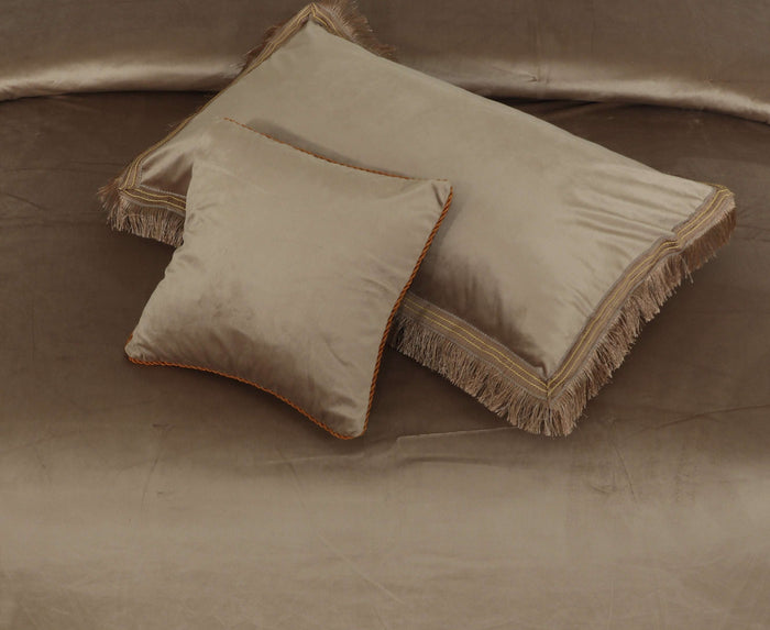 Heavy Velvet & Leather Bed Sheet Set – 4 Pcs Design Code 562 - Nishat Creative Store