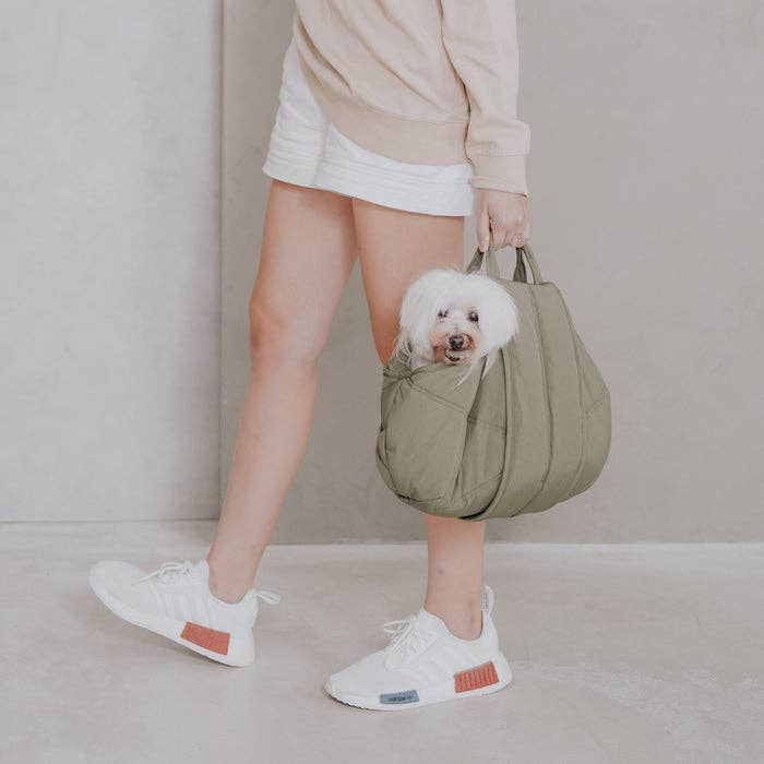 Lambwolf Collective - OLLA // PETITE PET CARRYCOT // DOG & CAT CARRIER: Camel