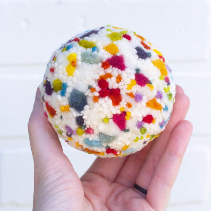 Midi Puff in Olive Wood Frame | Confetti