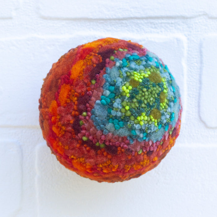Midi Puff in Olive Wood Frame | Green + Orange