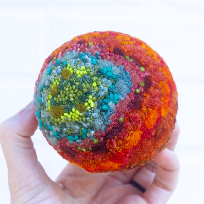 Midi Puff in Olive Wood Frame | Green + Orange