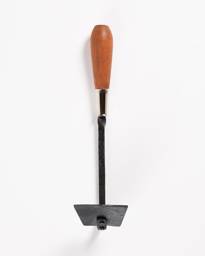 Oregon-Made Pyramid Hand Hoe