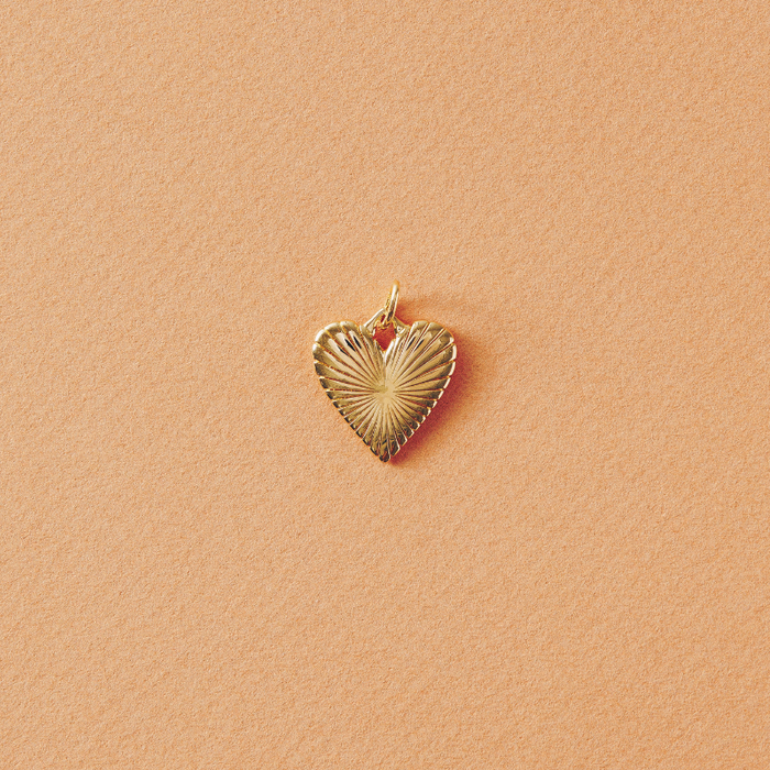 small ribbed heart of gold