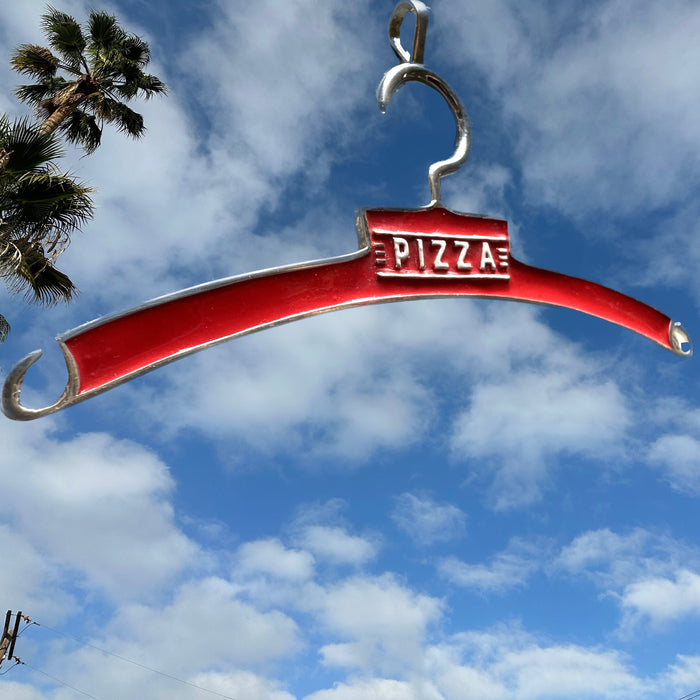 C Red Pizza Hangup