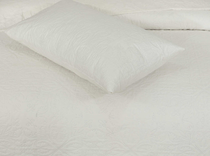 Ultrasonic Quilted Bedspread 3 PCS Design  117 - Nishat Creative Store
