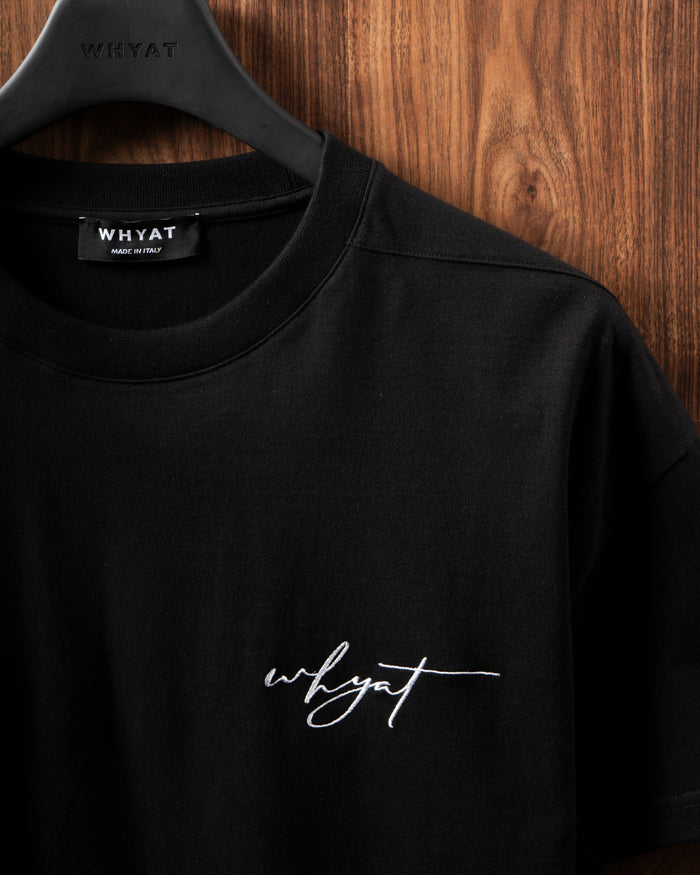 WHYAT TEE SIGNATURE-LOGO -BLACK
